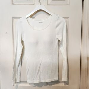 Uniqlo white heattech ribbed long sleeves bra top